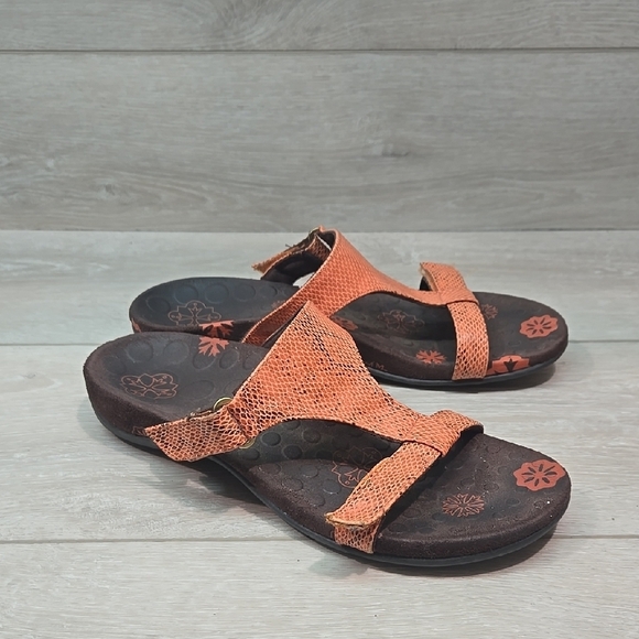 Vionic Women's Molly Orange Leather Sandals Slide Flats Shoes Sz 7 - Picture 1 of 10